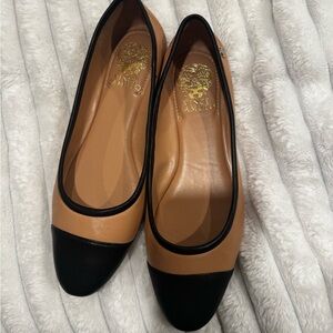 Vince Camuto Women's Black and Tan Loafers